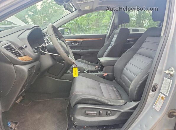 2HKRW2H58JH609133 2018 HONDA CR-V Silver Dashboard view