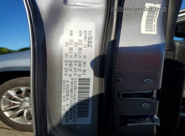 1C4PJMLX7KD372796 2019 JEEP CHEROKEE Silver Vista interior de 360 grados