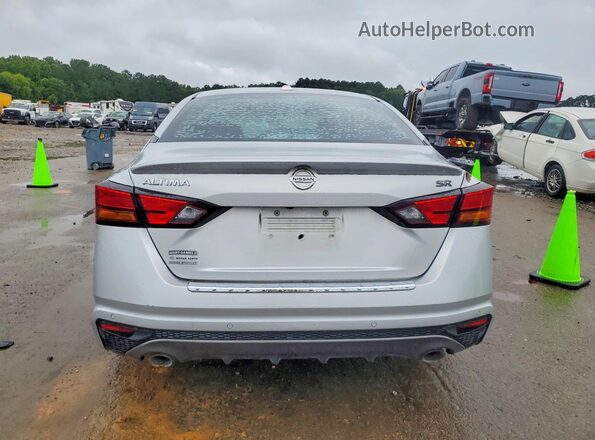 1N4BL4CV4LC262871 2020 NISSAN ALTIMA Серебряный Вид салона спереди