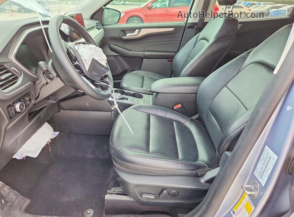 1FMCU0H67NUA81097 2022 FORD ESCAPE Silver Dashboard view