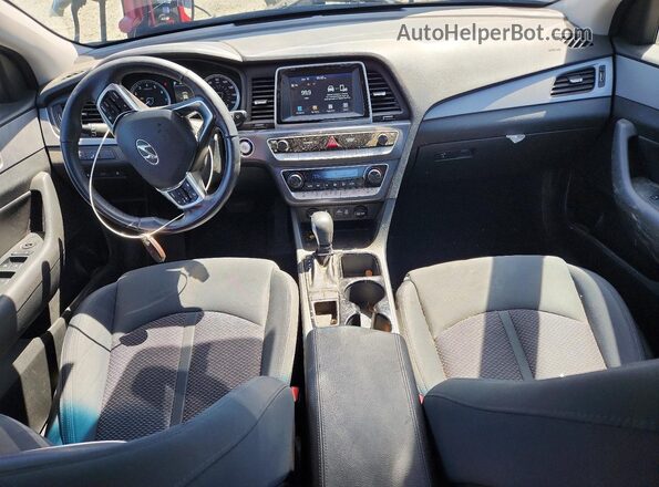 5NPE34AF4KH769257 2019 HYUNDAI SONATA Black ხელსაწყოთა პანელის ხედი