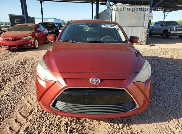 3MYDLBYV2HY187037 2017 TOYOTA YARIS Red Հետևի տեսք