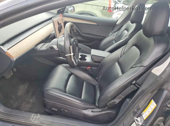 5YJ3E1EA0PF434596 2023 TESLA MODEL Gray Առջևի վահանակի տեսք