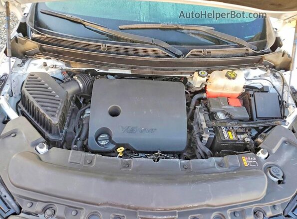 5GAERBKW5JJ122102 2018 BUICK ENCLAVE White Vista del compartimento del motor