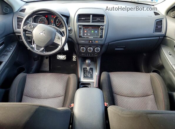 JA4AR3AU2JZ028970 2018 MITSUBISHI OUTLANDER Blue Вид щитка приладів