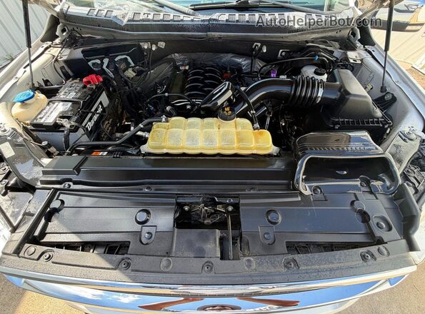 1FTEW1E55KFC64829 2019 FORD F150 White Vista del salpicadero