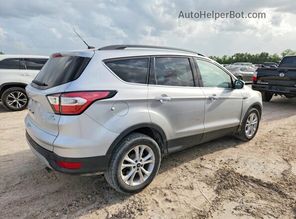 1FMCU0GD2JUB29289 2018 FORD ESCAPE Silver Front right