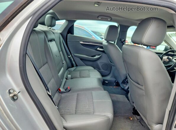 1G1105S31HU202027 2017 CHEVROLET IMPALA Silver Vista de los asientos traseros