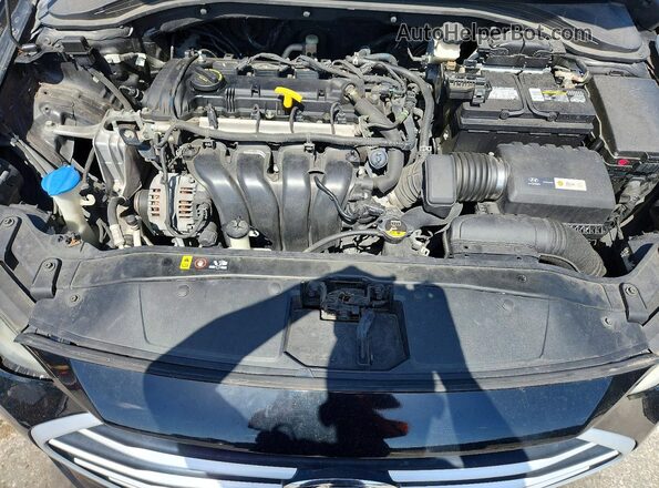 5NPD84LF1HH054035 2017 HYUNDAI ELANTRA Black Vista del compartimento del motor
