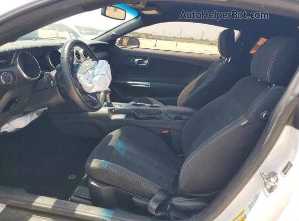 1FA6P8TH7K5122971 2019 FORD MUSTANG White Առջևի վահանակի տեսք