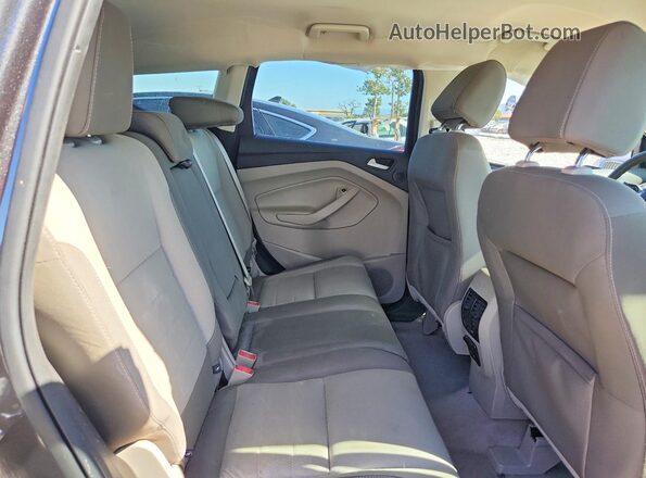 1FMCU0G90GUA30118 2016 FORD ESCAPE Gray Rear interior view