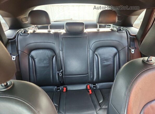 WA1GFCFS6GR011303 2016 AUDI Q3 Silver Vista interior trasera