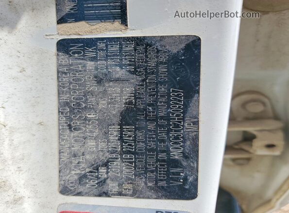 KNDCC3LC2H5092237 2017 KIA NIRO White VIN կոդի պիտակի տեսք