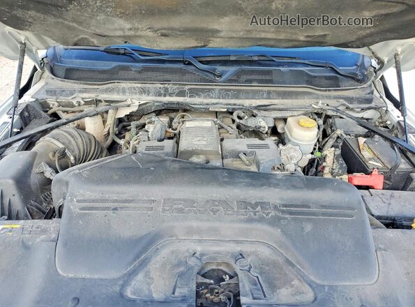 3C6UR5DL0NG386471 2022 RAM 2500 White Շարժիչի բաժամունքի տեսք