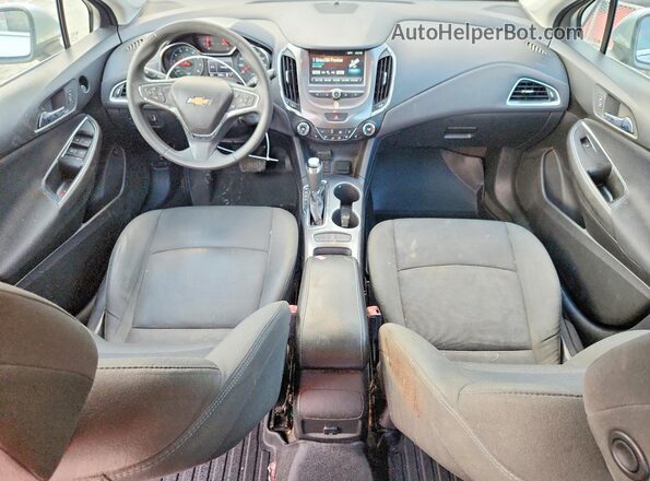 1G1BE5SM9J7117858 2018 CHEVROLET CRUZE Silver Widok zestawu wskaźników