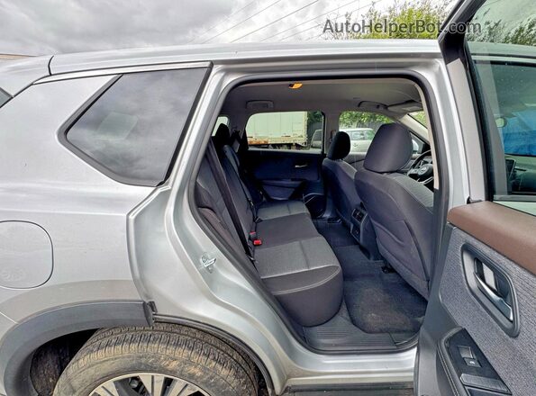 5N1BT3BB3PC947361 2023 NISSAN ROGUE Gray Widok wnętrza z przodu