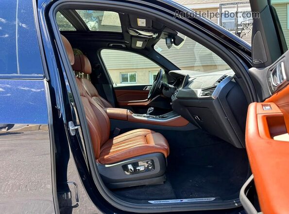 5UXTA6C07M9E53785 2021 BMW X5 Black Dashboard view
