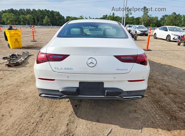 W1K5J4HB8SN498170 2025 MERCEDES-BENZ CLA-CLASS White Вид салону спереду