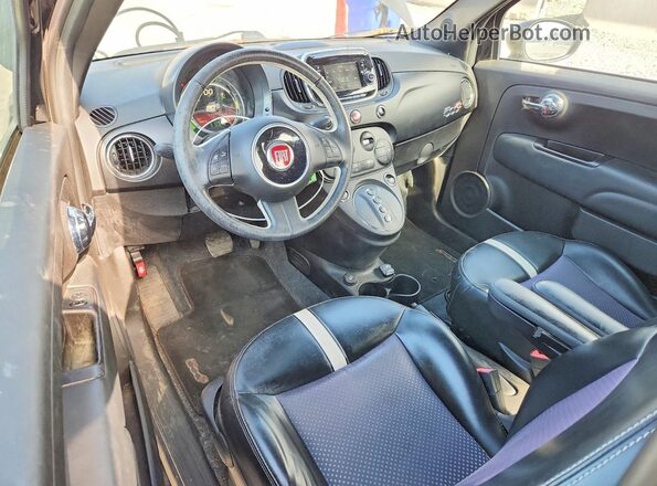 3C3CFFGE4GT209811 2016 FIAT 500 Black Սարքավորումների վահանակի տեսք