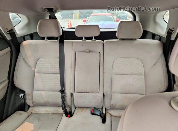 KM8J33A49JU712589 2018 HYUNDAI TUCSON Black უკანა სალონის ხედი