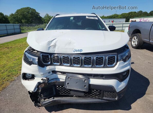 3C4NJDBN9RT138607 2024 JEEP COMPASS White Widok z przodu