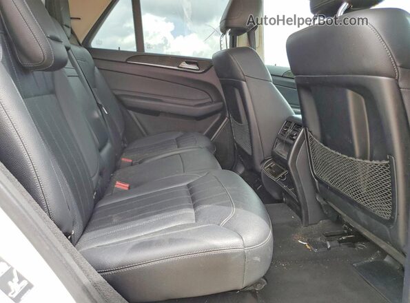 4JGDA5JB8GA690950 2016 MERCEDES-BENZ GLE Белый Вид задней части салона