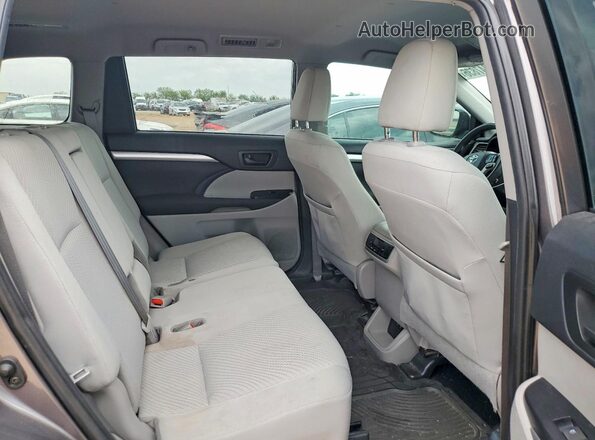 5TDZZRFH0KS289766 2019 TOYOTA HIGHLANDER Gray Вид задньої частини салону