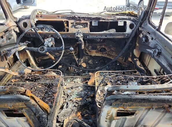 2212083462 1971 VOLKSWAGEN TRANSORTER Синий Вид панели приборов