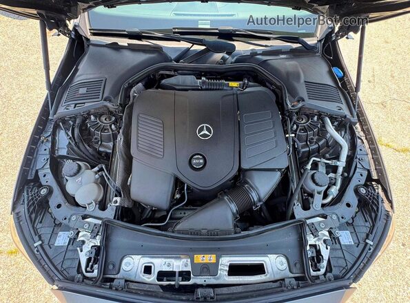 W1KAF4HB5NR020706 2022 MERCEDES-BENZ C-CLASS Charcoal Front interior view