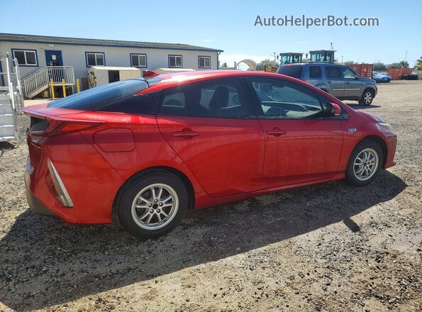 JTDKARFP3J3095796 2018 TOYOTA PRIUS Red Przód prawy