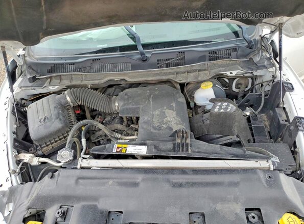 1C6RR6LG8NS234849 2022 RAM 1500 White Widok komory silnika