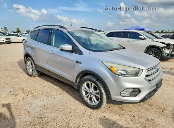 1FMCU0GD2JUB29289 2018 FORD ESCAPE Silver Front view