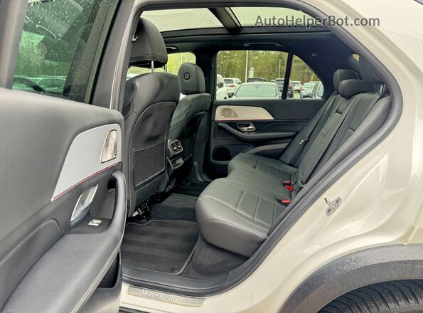 4JGFB4FB5SB465753 2025 MERCEDES-BENZ GLE White Առջևի վահանակի տեսք