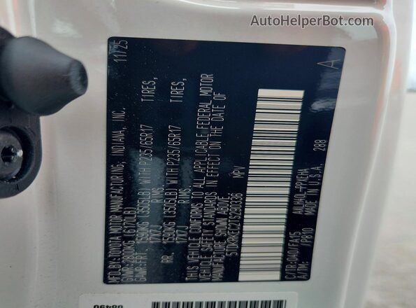 5TDKRKEC2TS290336 2026 TOYOTA SIENNA White Սալոնի 360 աստիճան տեսք