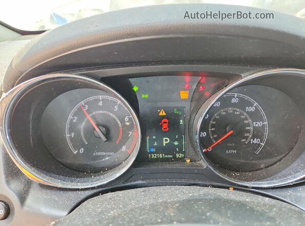 JA4AP4AUXKU002613 2019 MITSUBISHI OUTLANDER White Vista de los asientos traseros