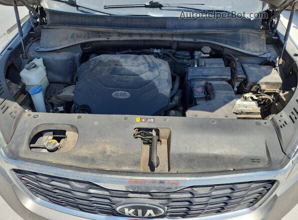 5XYPG4A5XKG483053 2019 KIA SORENTO Silver Vista del compartimento del motor