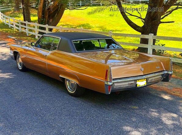 J0292047000000000 1970 CADILLAC DEVILLE Tan Delantero derecho