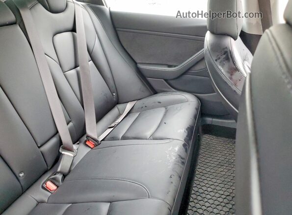 5YJ3E1EBXJF067304 2018 TESLA MODEL Черный Вид задней части салона