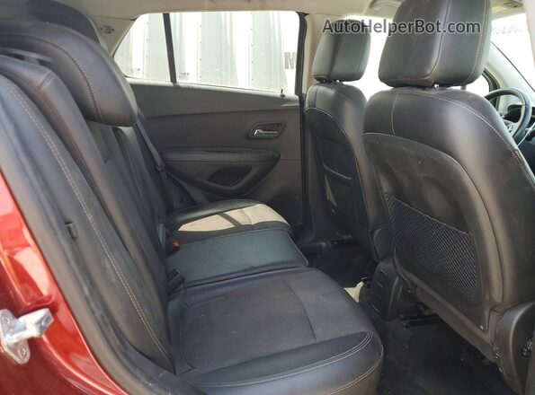 KL7CJLSB2MB318008 2021 CHEVROLET TRAX Red უკანა სალონის ხედი