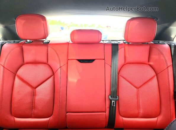WP1AB2A51HLB14120 2017 PORSCHE MACAN Gray Rear interior view