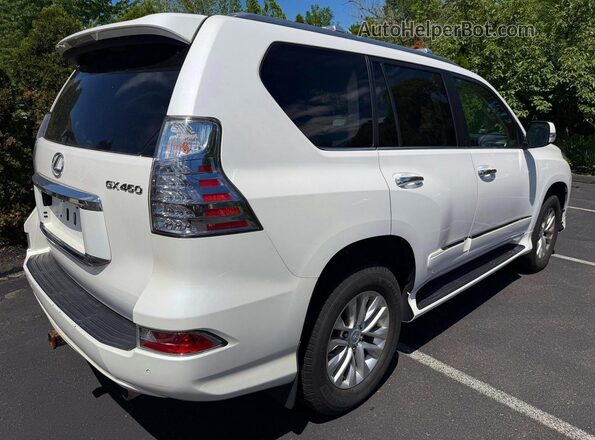 JTJBM7FX8J5186981 2018 LEXUS GX Белый Передняя правая четверть