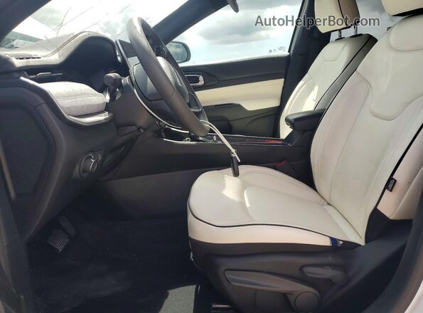 3C4NJDAN8PT507634 2023 JEEP COMPASS White Dashboard view