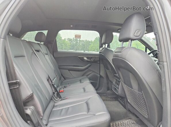 WA1LXAF75MD041946 2021 AUDI Q7 Gray ძრავის განყოფილების ხედი