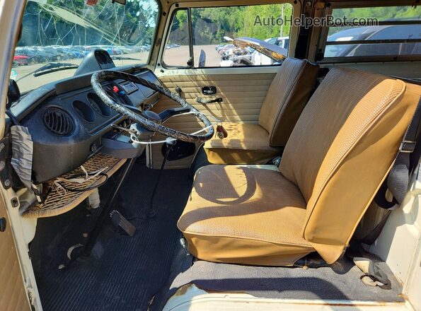 2312012756 1970 VOLKSWAGEN TRANSORTER White Vista interior delantera