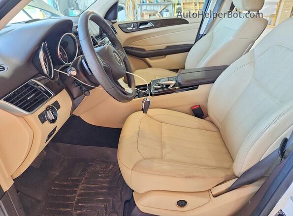 4JGDA5HB9HA973431 2017 MERCEDES-BENZ GLE White Widok deski rozdzielczej