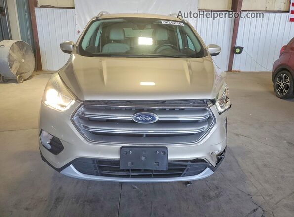 1FMCU9JD7HUF07629 2017 FORD ESCAPE Beige Vista trasera