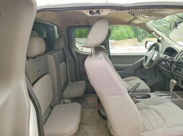 1N6BD0CT2GN710353 2016 NISSAN FRONTIER White Սալոնի հետևի տեսք