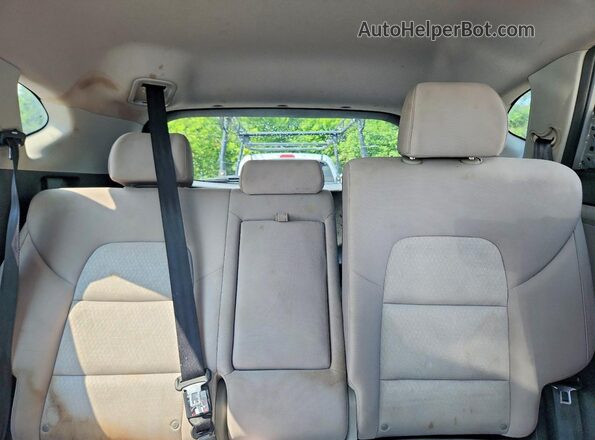 KM8J3CA20GU170581 2016 HYUNDAI TUCSON Silver უკანა სალონის ხედი