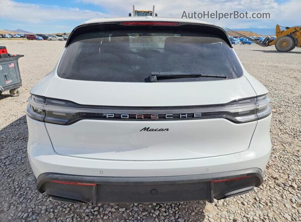 WP1AA2A50PLB00727 2023 PORSCHE MACAN White Vista trasera