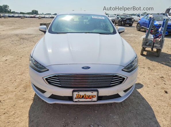 3FA6P0UU3JR141834 2018 FORD FUSION Белый Вид сзади